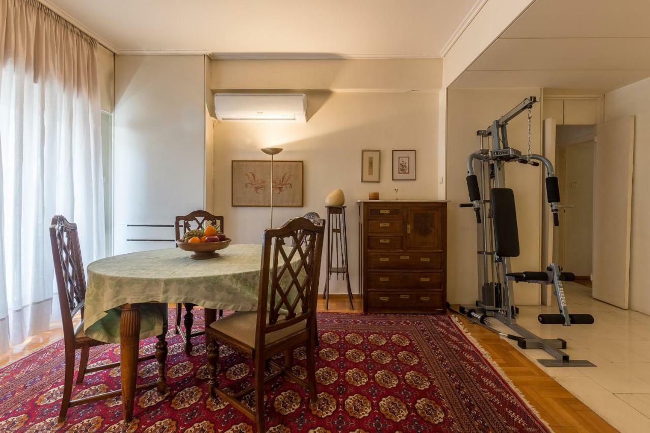 Art Deco Spacious Appartment Close To Centre Athena Bagian luar foto