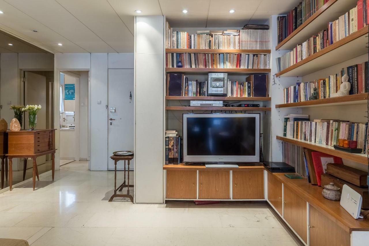 Art Deco Spacious Appartment Close To Centre Athena Bagian luar foto